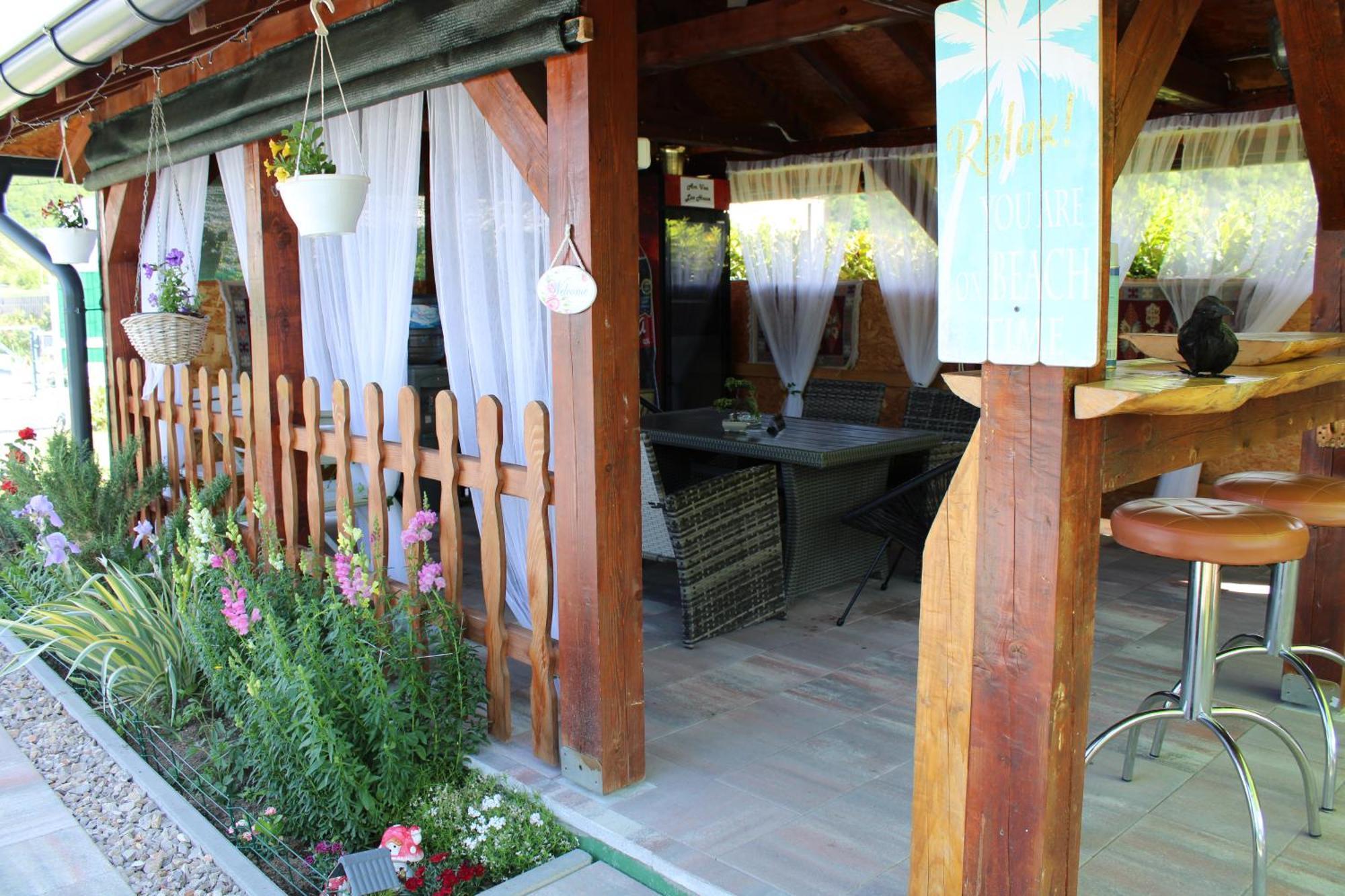 Am Una Lux House Bihac Exterior photo
